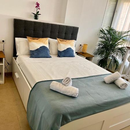 Small Apartament By The Sea Malaga Exterior photo